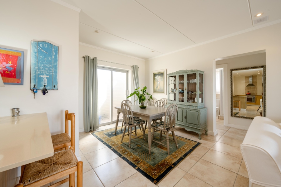 2 Bedroom Property for Sale in Thulana Hill Western Cape